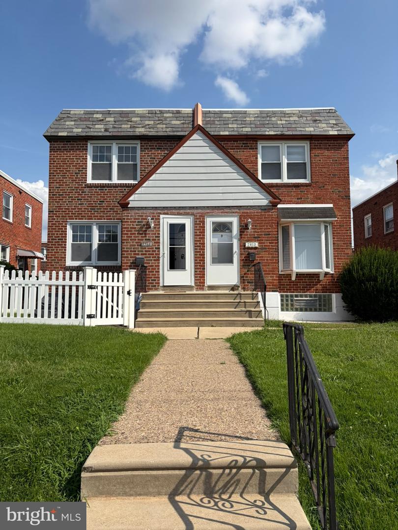7913 Bradford St Property Photo 1