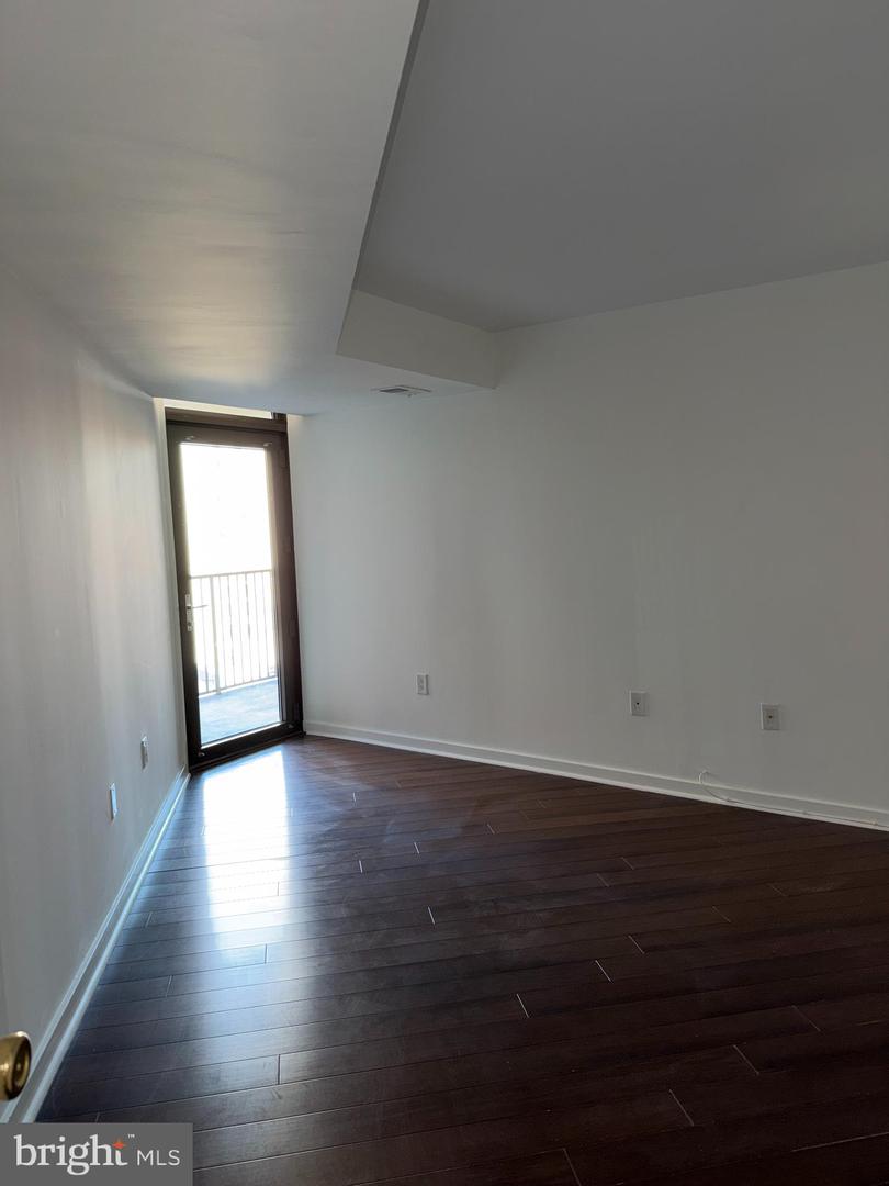 1420 Locust St #12k Property Photo 17