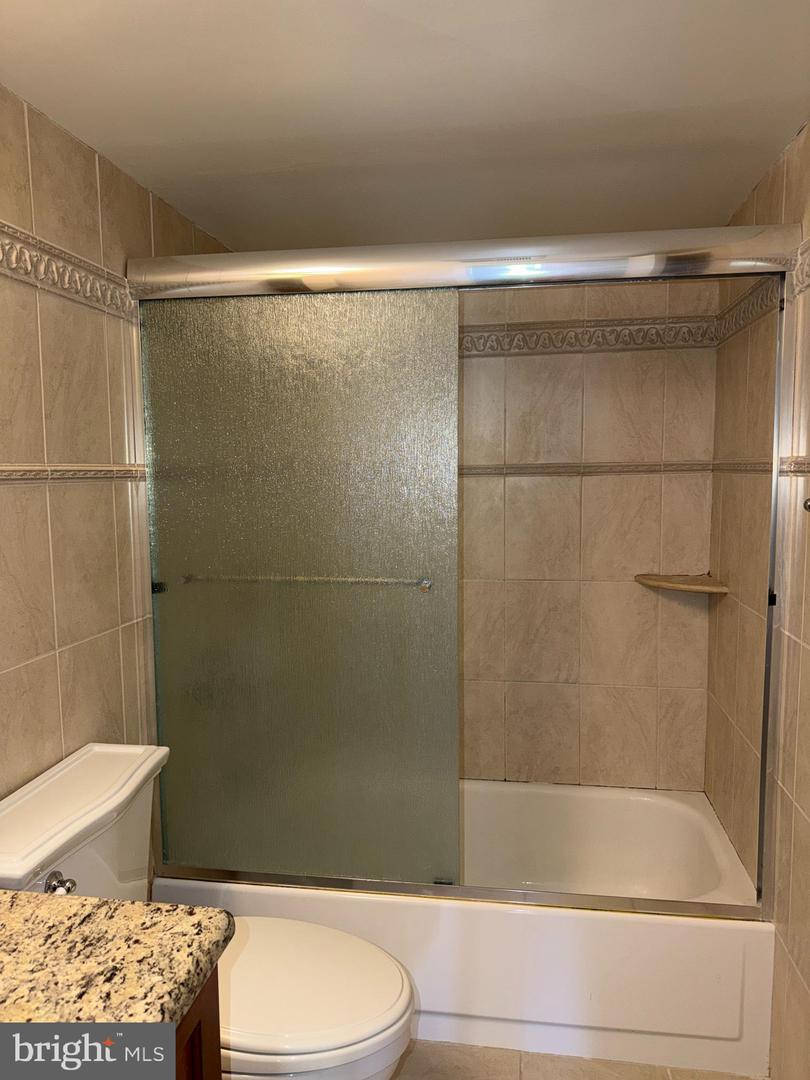 1420 Locust St #12k Property Photo 26