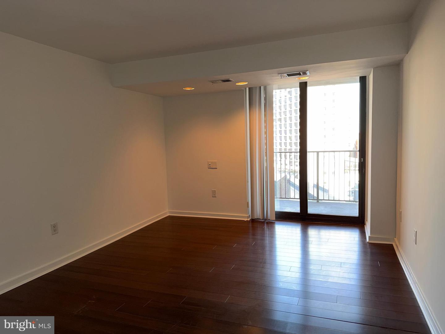 1420 Locust St #12k Property Photo 27
