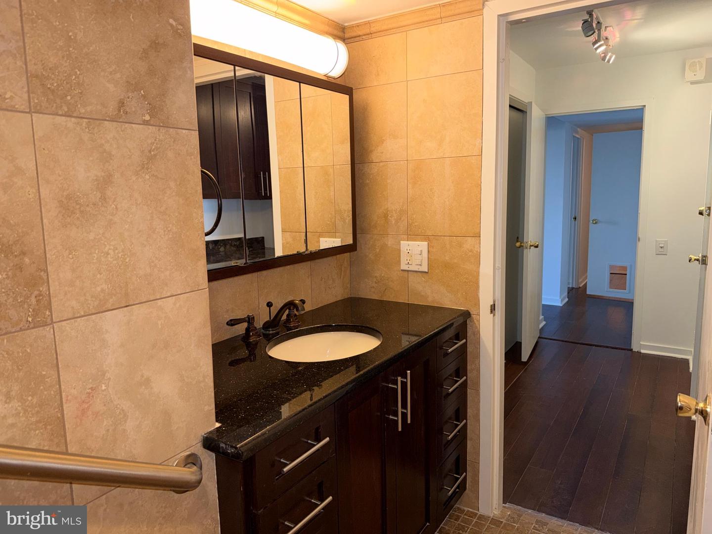 1420 Locust St #12k Property Photo 39