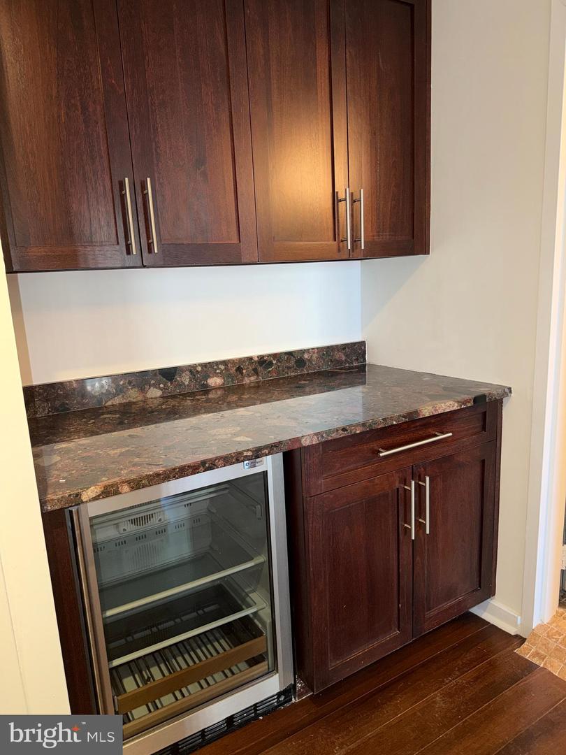 1420 Locust St #12k Property Photo 43