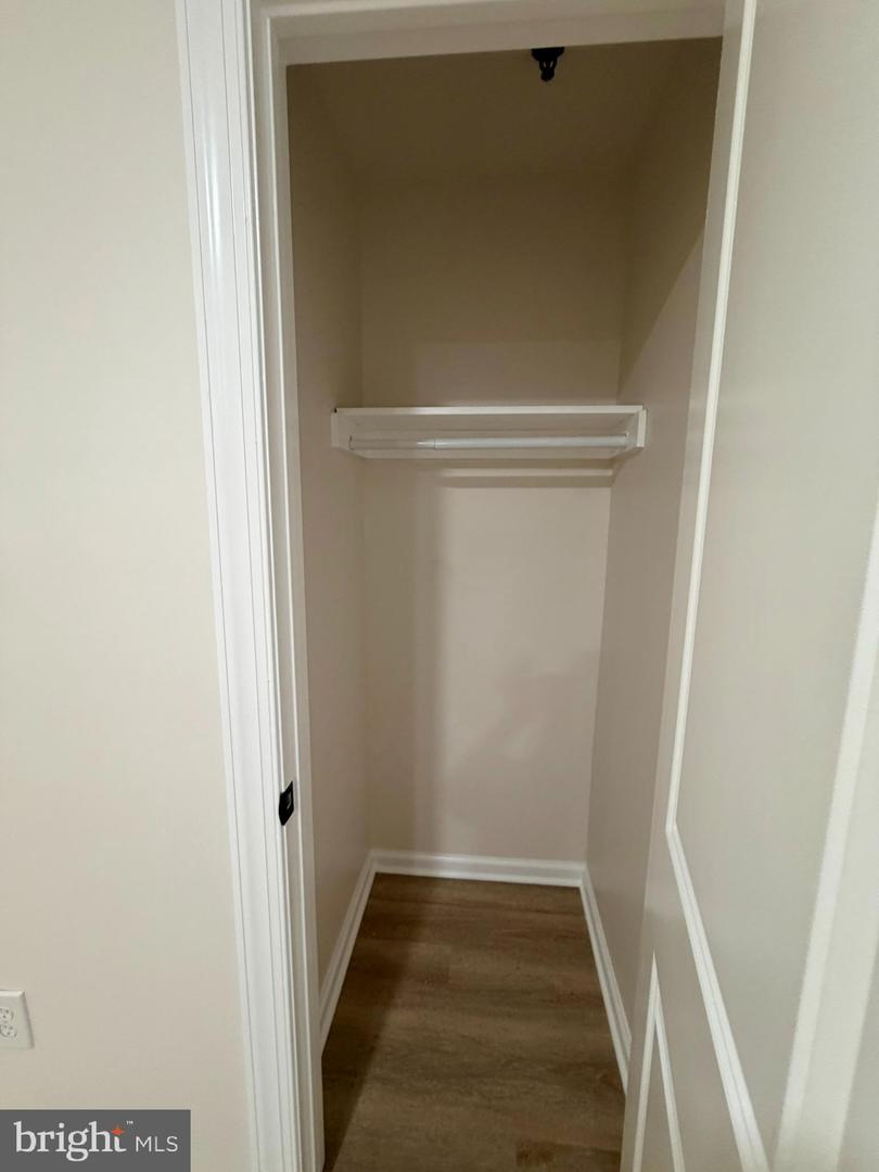 4804 Chester Ave #106 Property Photo 3