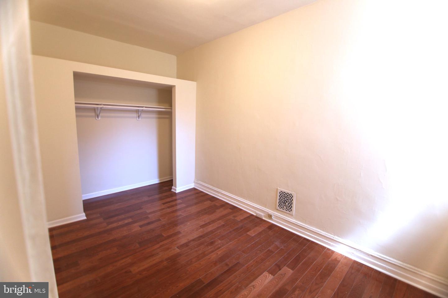 1530 W Fontain St Property Photo 5