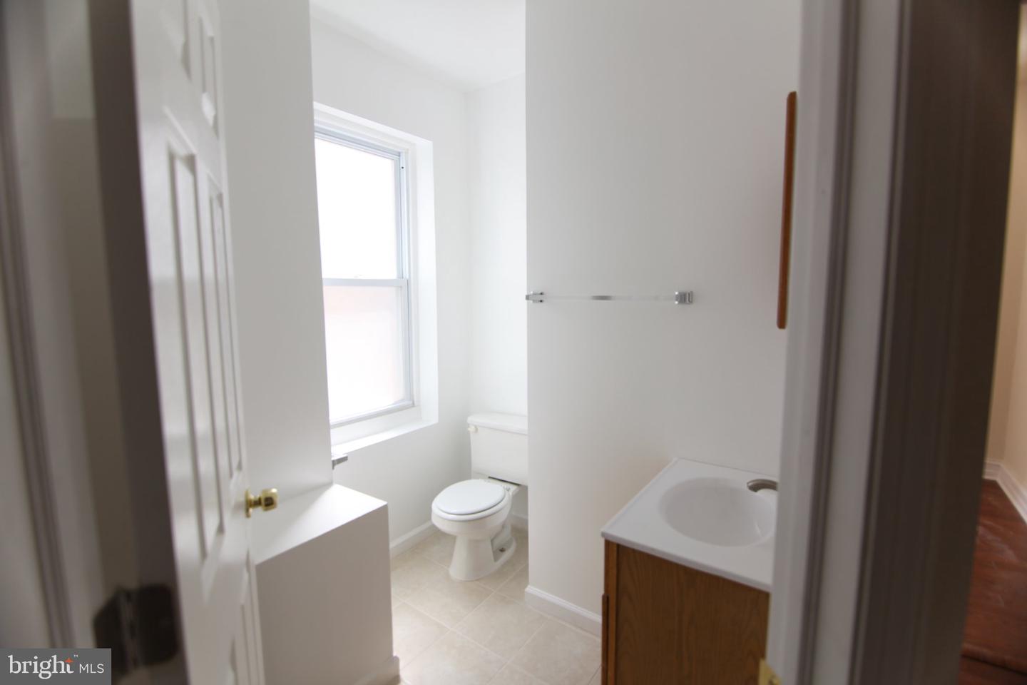 1530 W Fontain St Property Photo 8