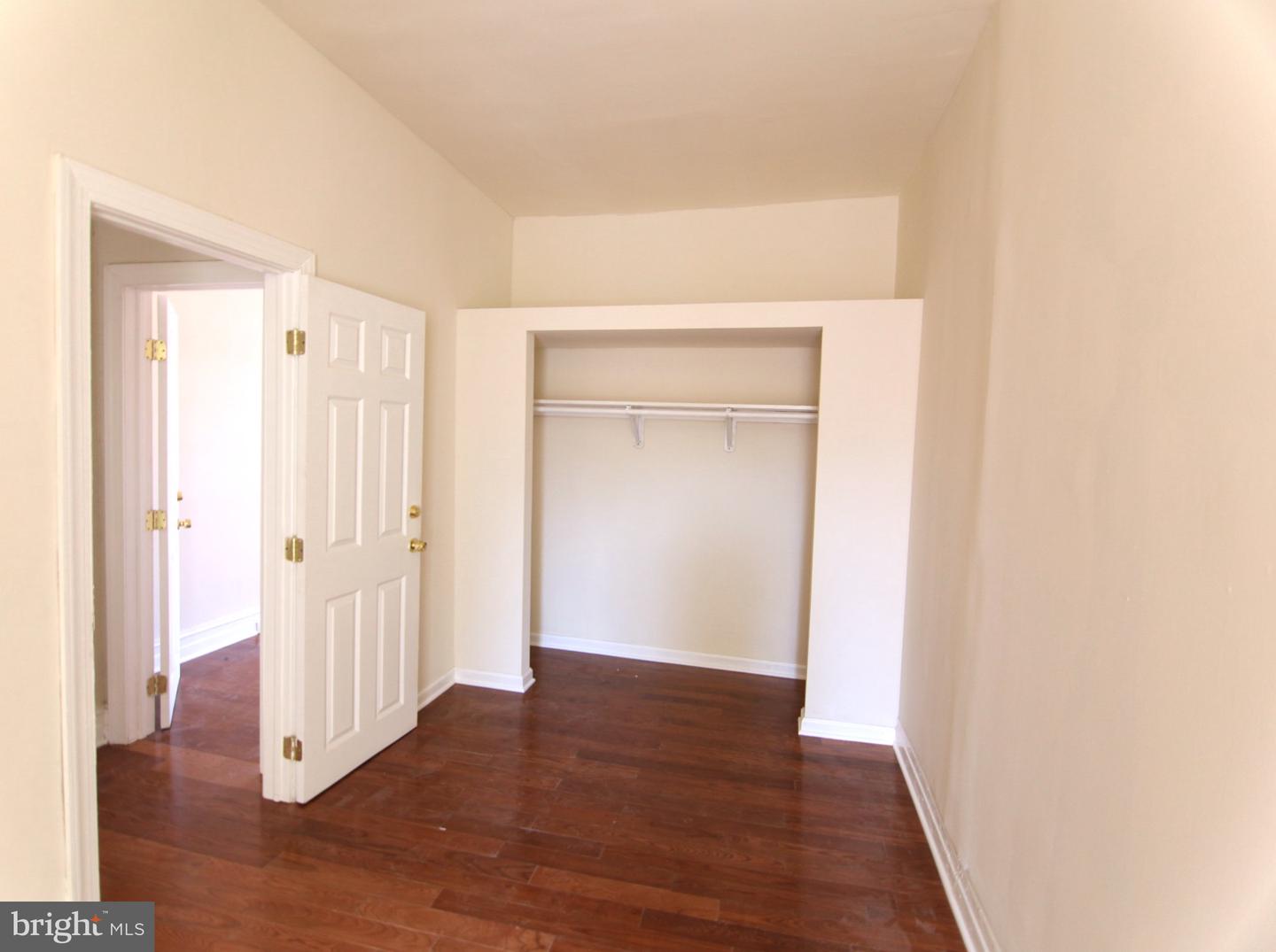 1530 W Fontain St Property Photo 9