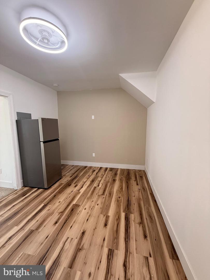 6653 Blakemore St Property Photo 5