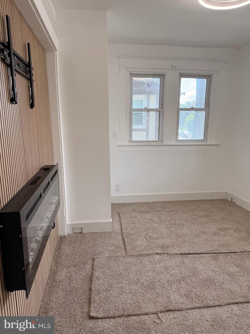 6653 Blakemore St Property Photo 6