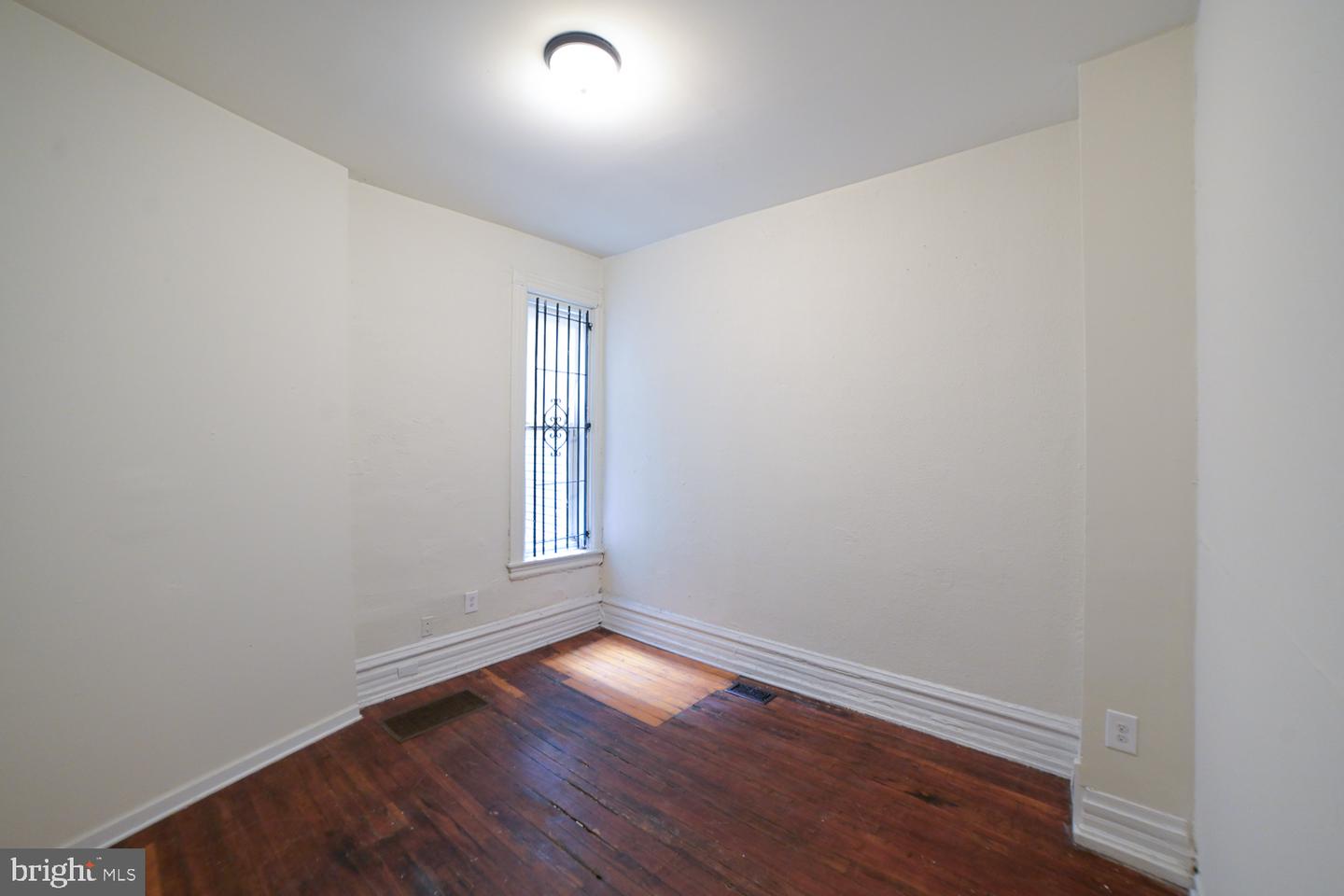 1846 N 16th St Property Photo 5