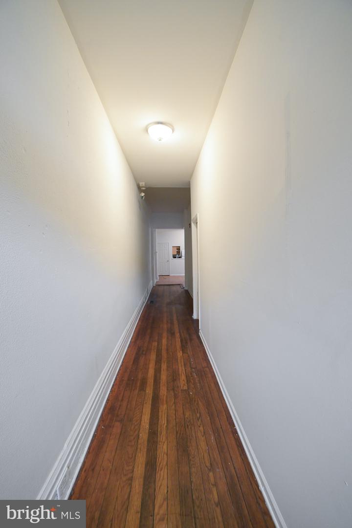 1846 N 16th St Property Photo 6
