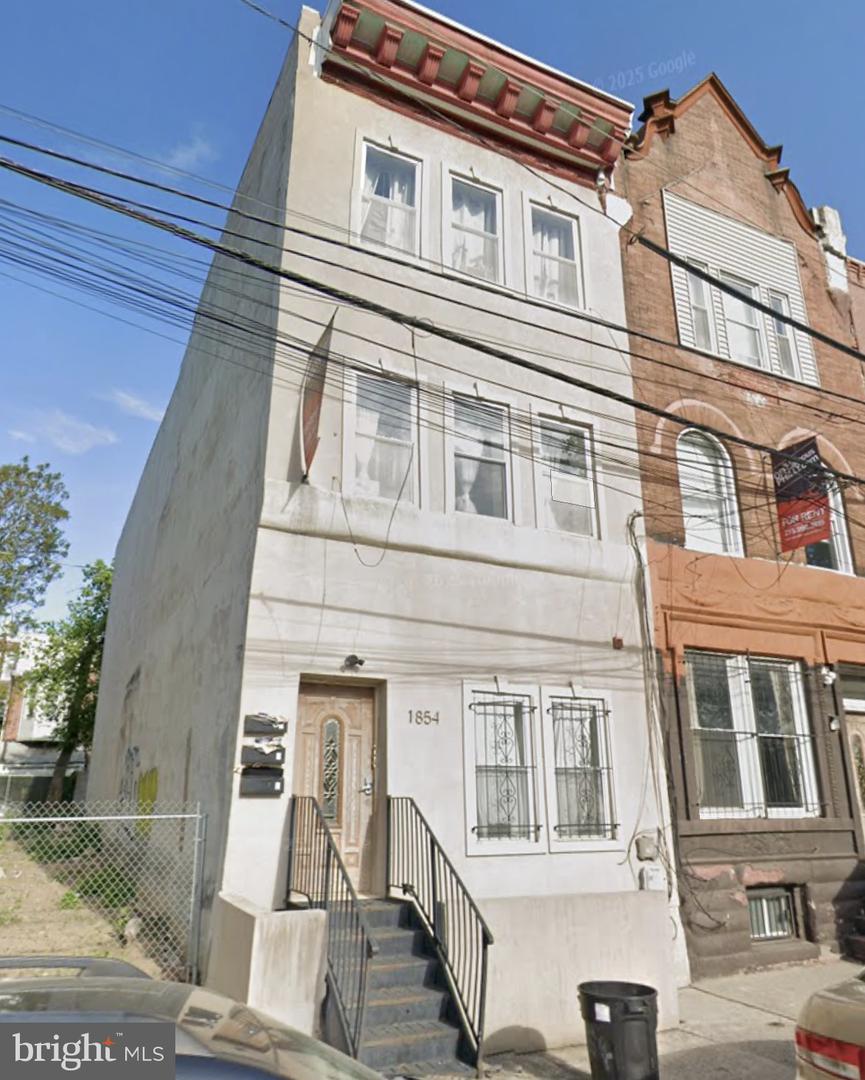 1854 N 16TH ST Property Photo 1