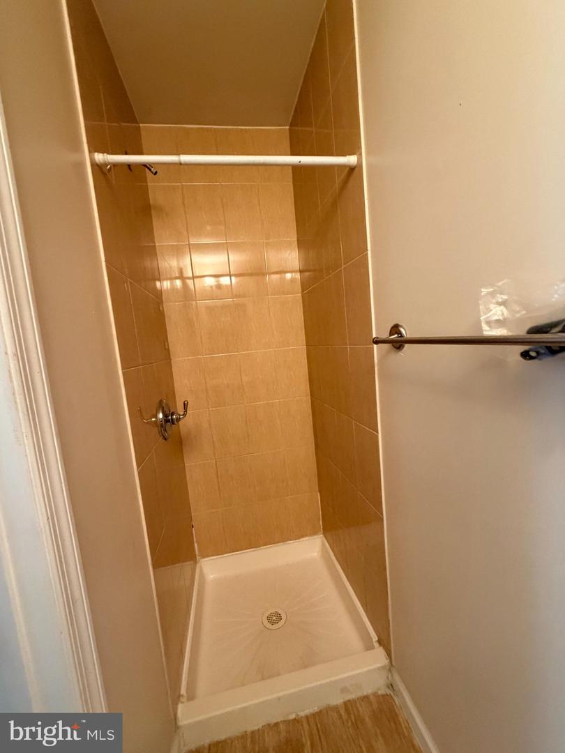 7353 Ogontz Ave Property Photo 12