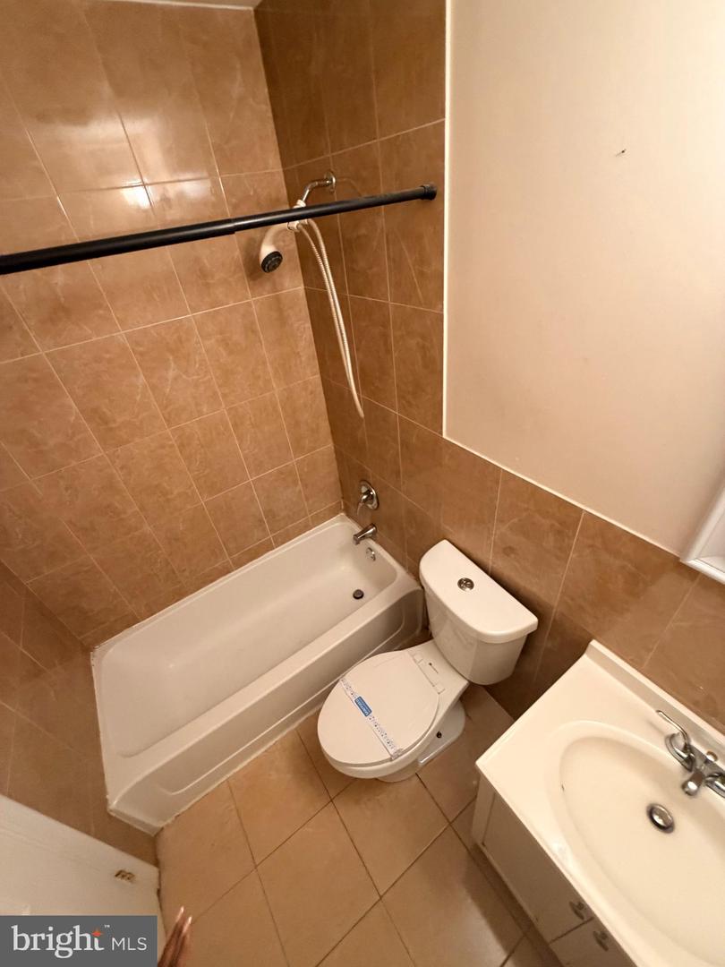 7353 Ogontz Ave Property Photo 19
