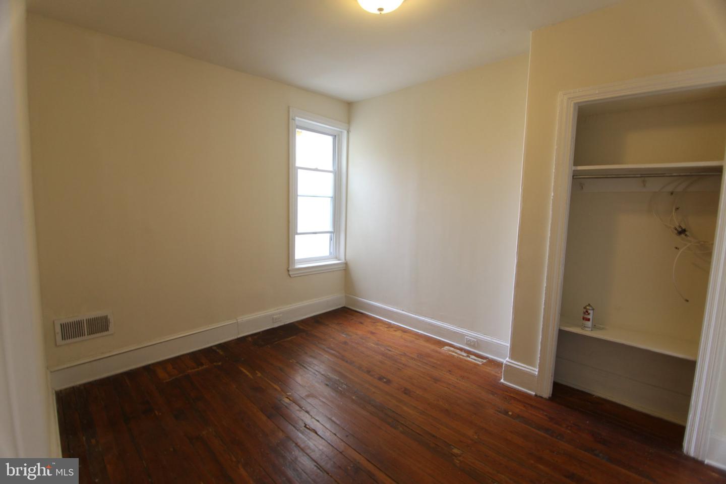 1916 N Gratz St Property Photo 10