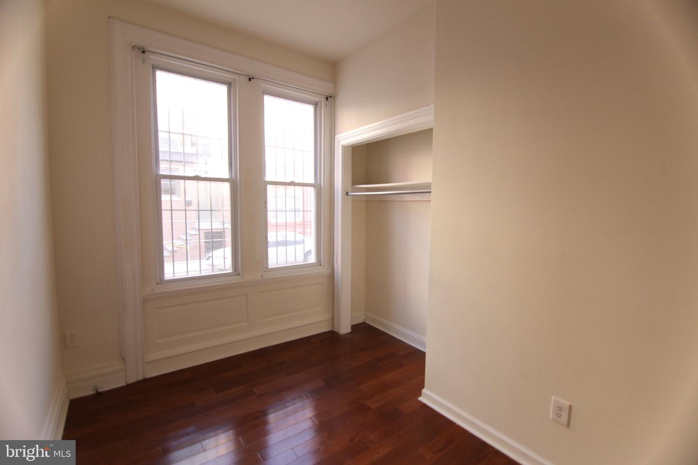 1931 N Gratz St Property Photo 3