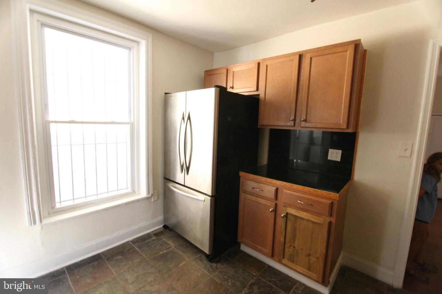1931 N Gratz St Property Photo 8