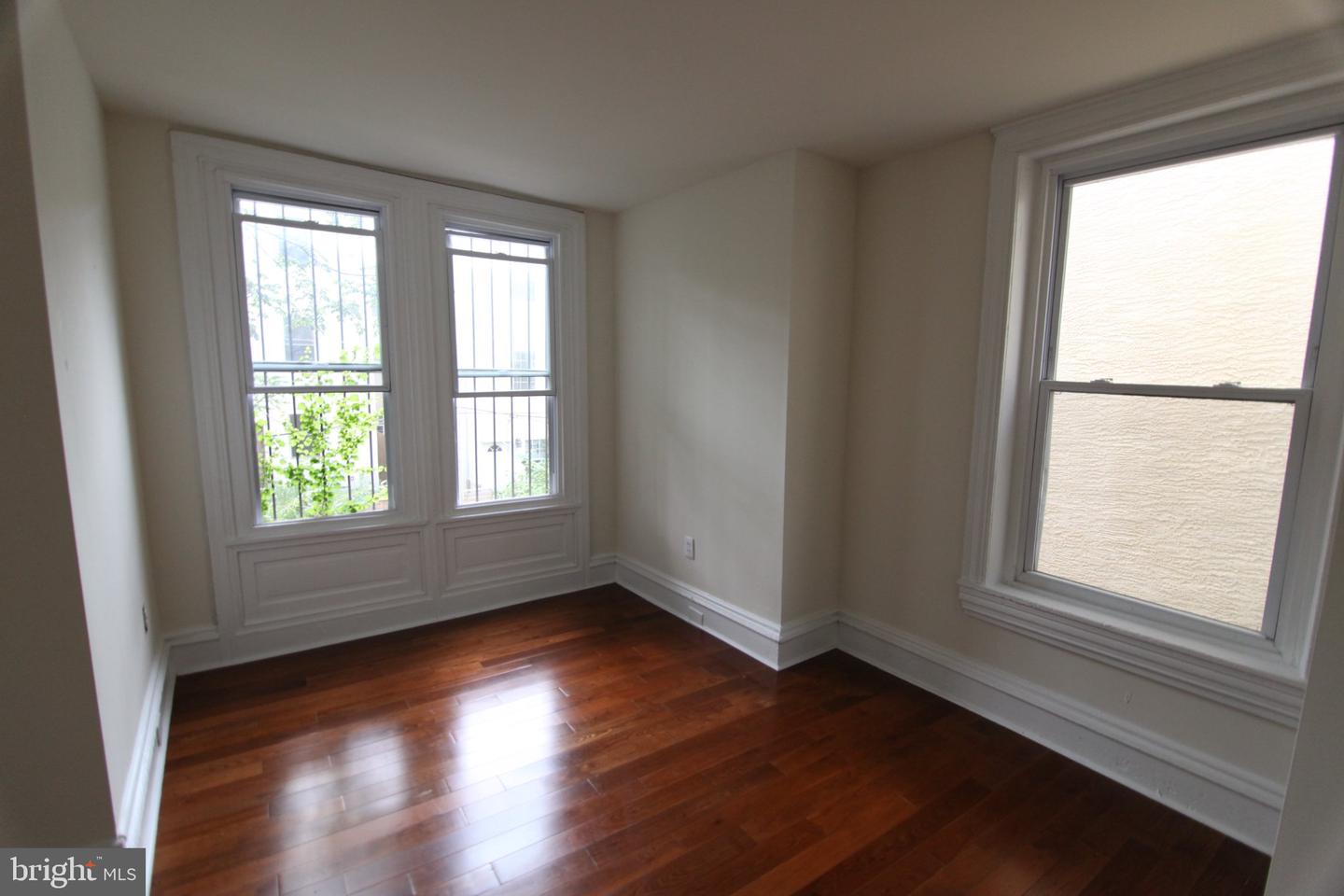 1931 N Gratz St Property Photo 14