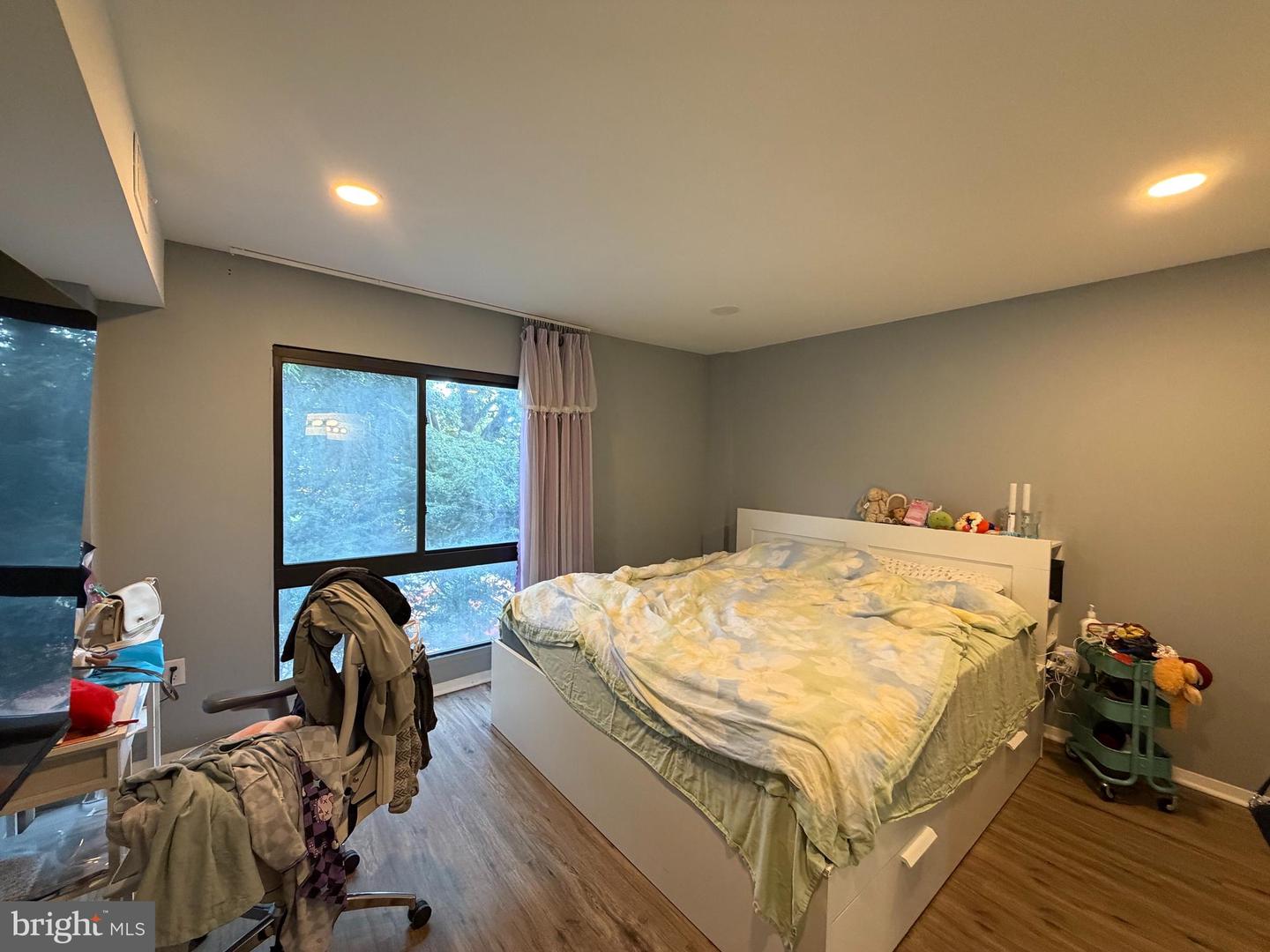 7600 E Roosevelt Blvd #204 Property Photo 15