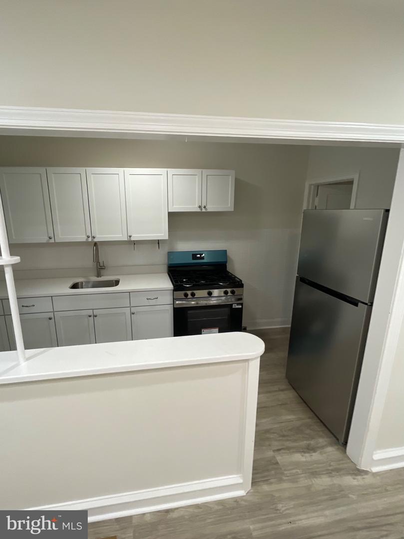 4637 Shelbourne St Property Photo 10