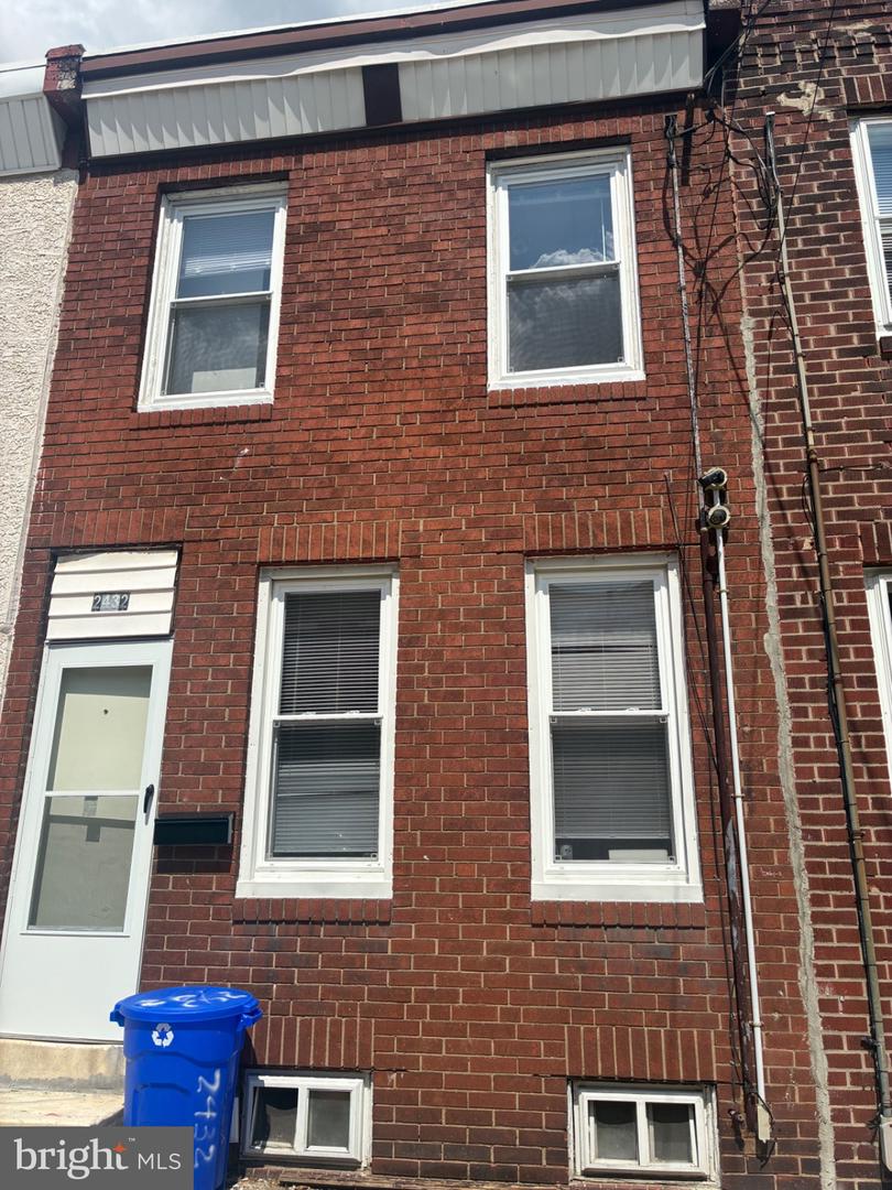2432 Tulip St Property Photo 2