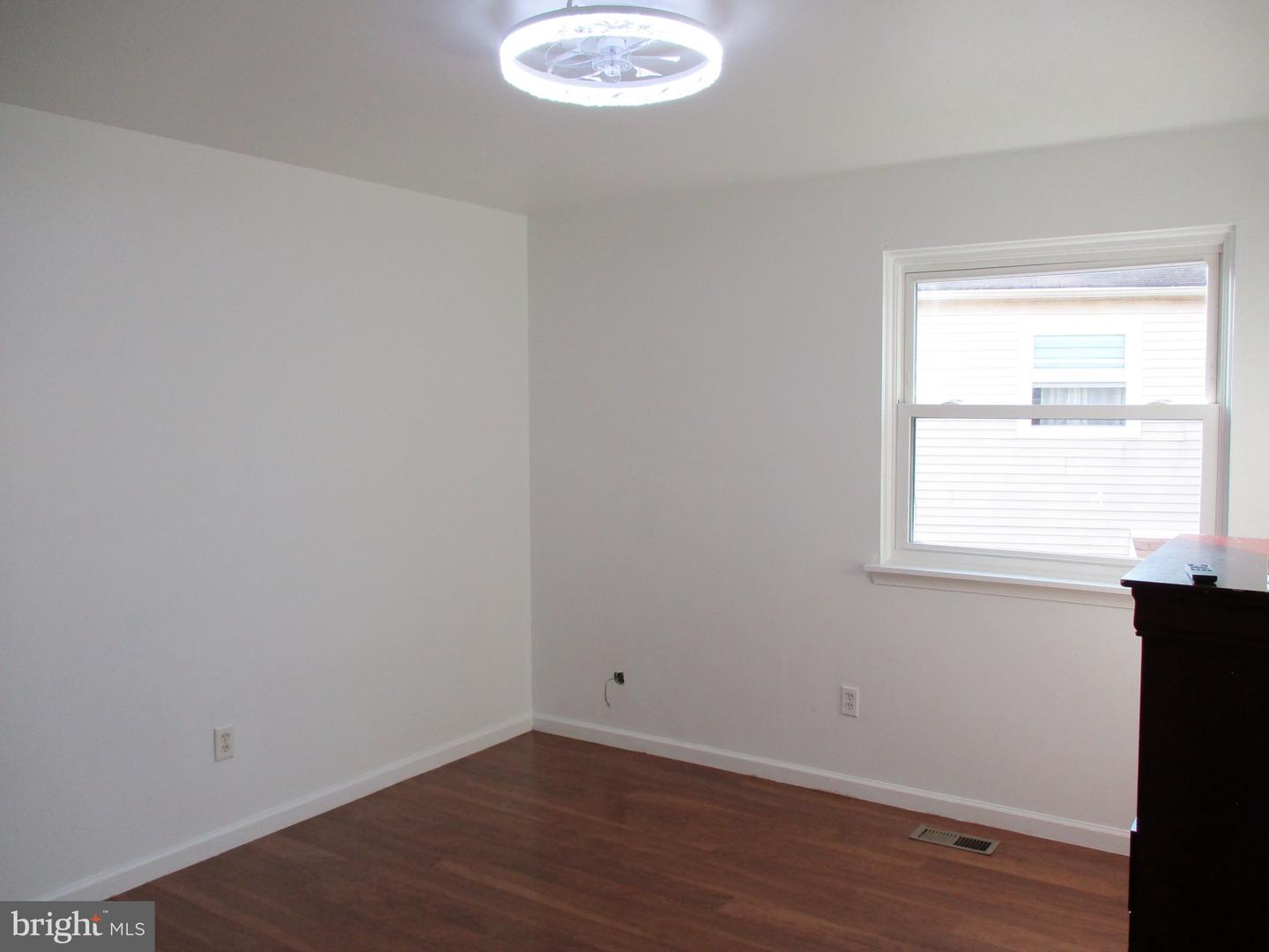 1537 Stoney Ln #b Property Photo 10