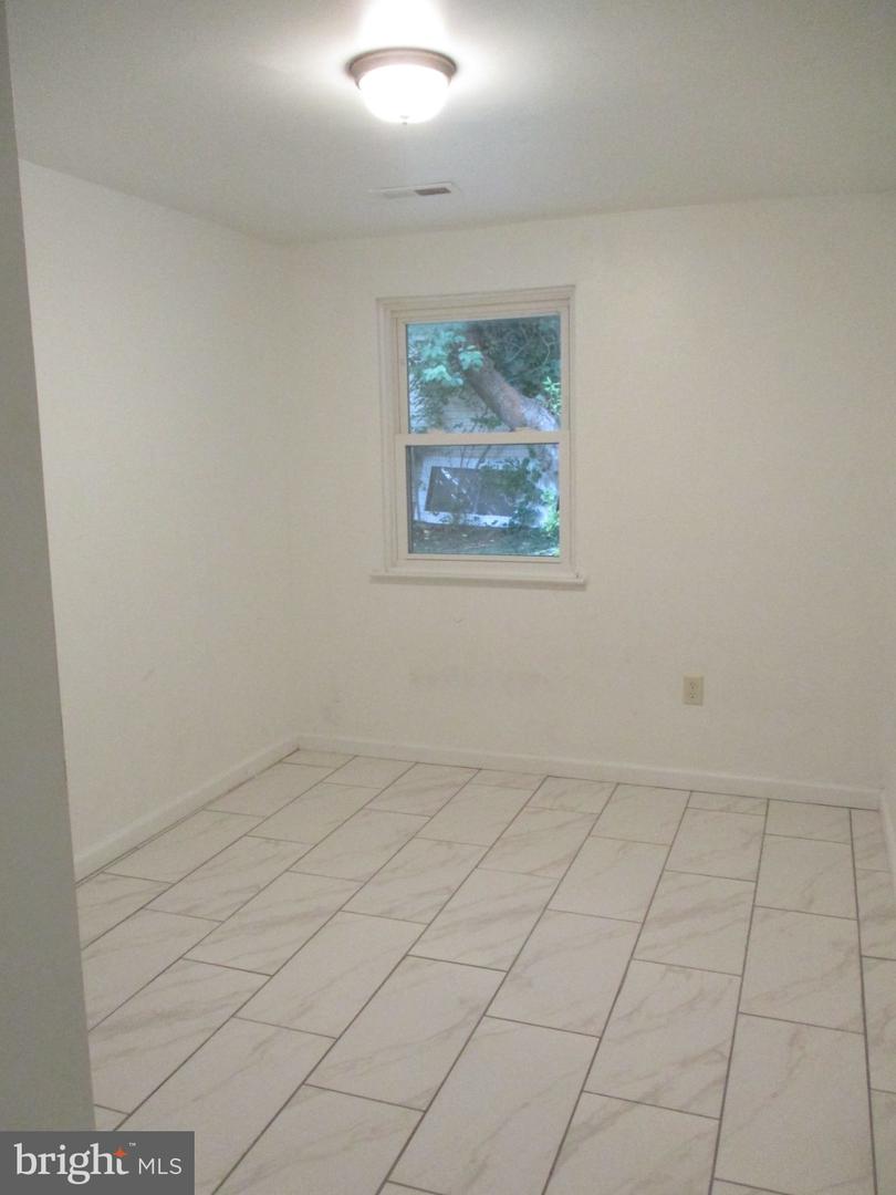 1537 Stoney Ln #b Property Photo 15