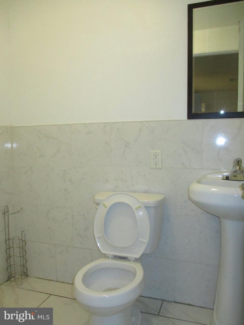 1537 Stoney Ln #b Property Photo 16