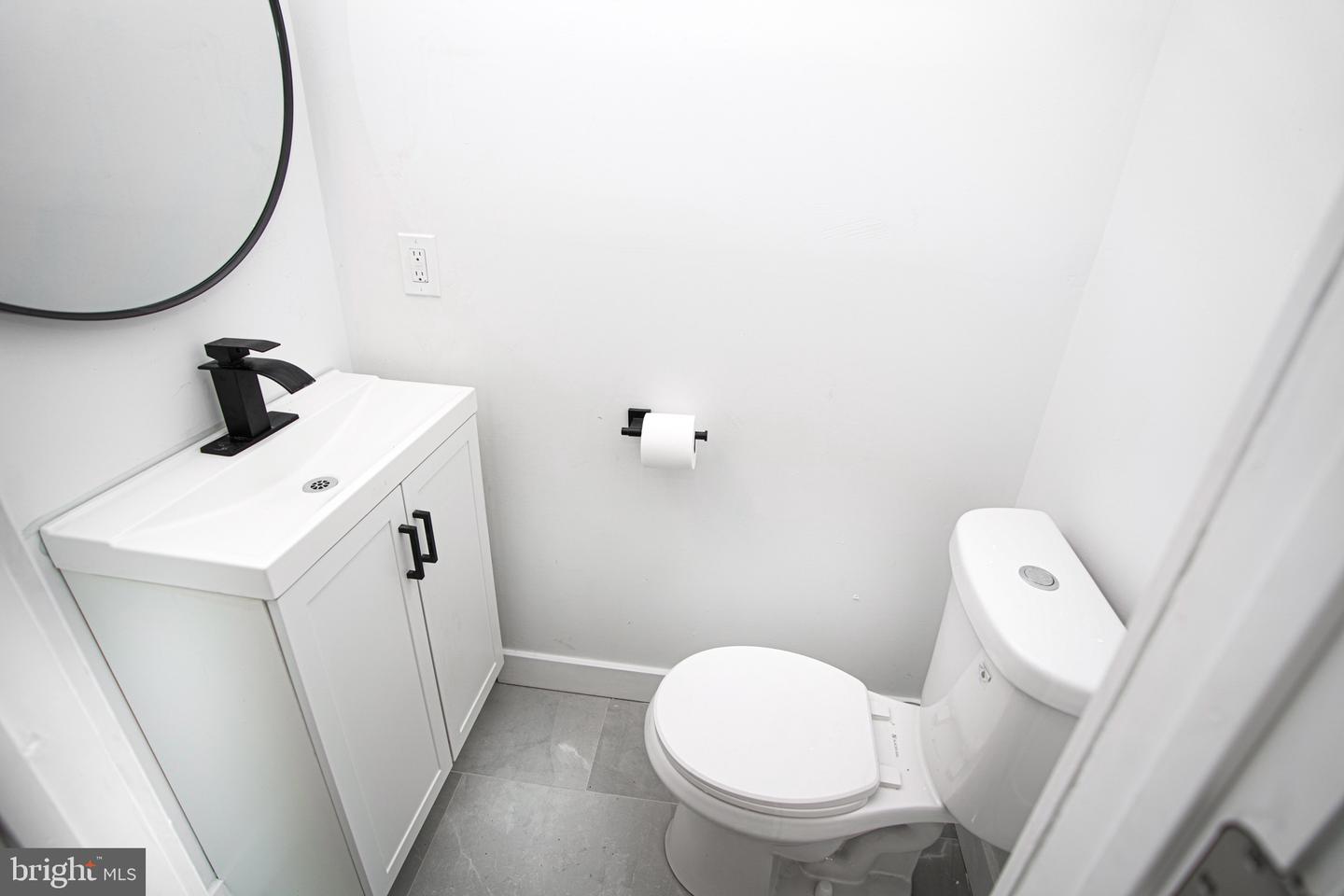 1721 W Lippincott St Property Photo 4