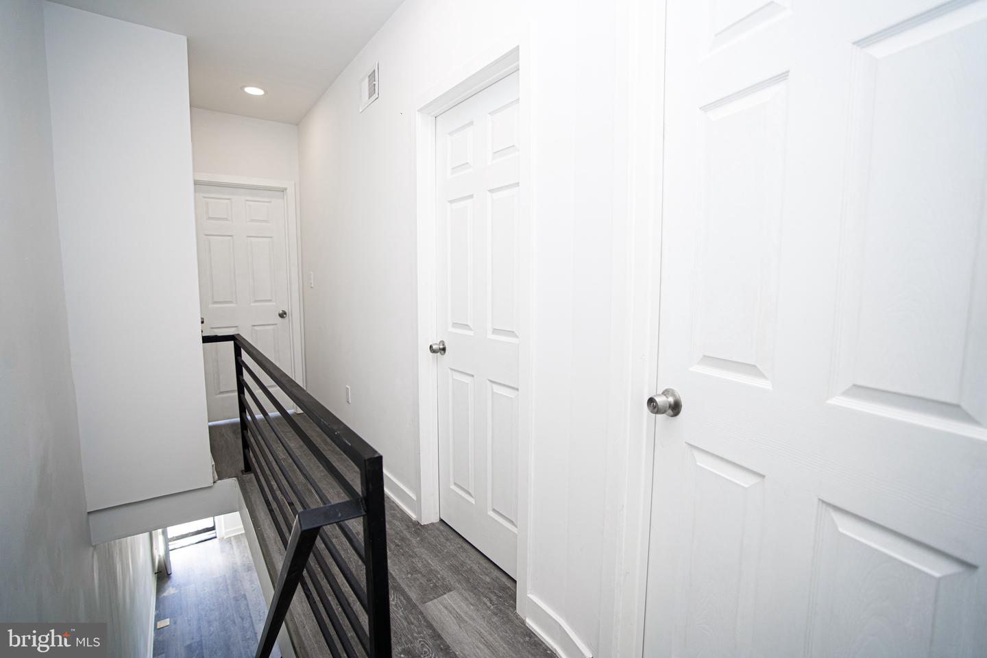 1721 W Lippincott St Property Photo 10