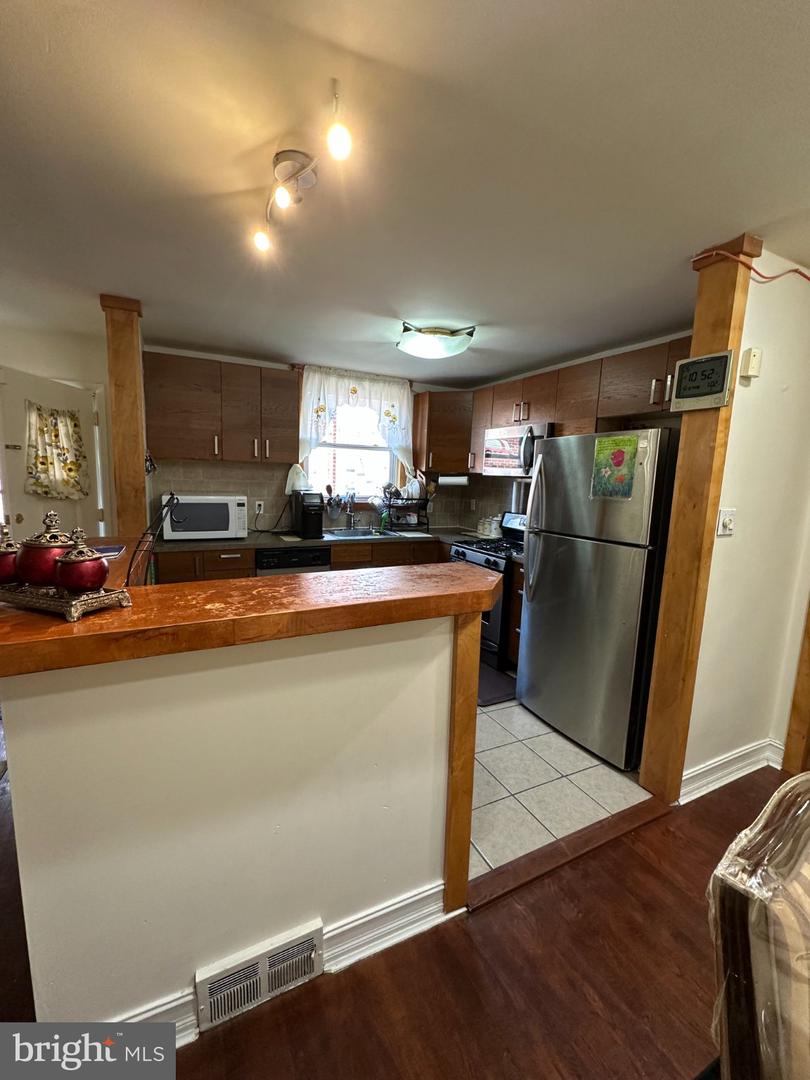 2025 Napfle Ave Property Photo 11