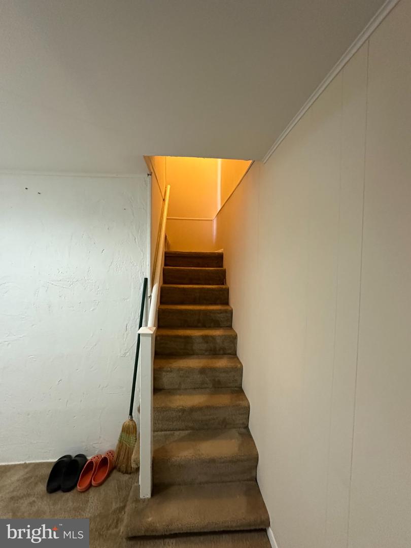 2025 Napfle Ave Property Photo 24