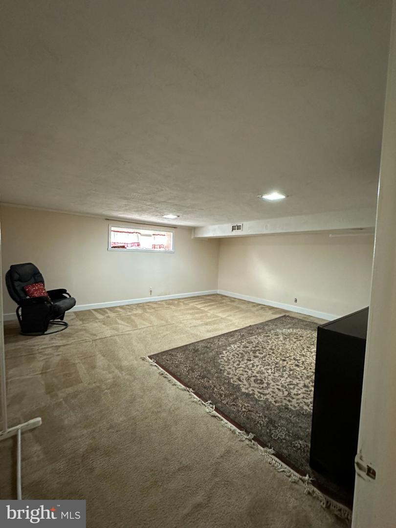 2025 Napfle Ave Property Photo 25