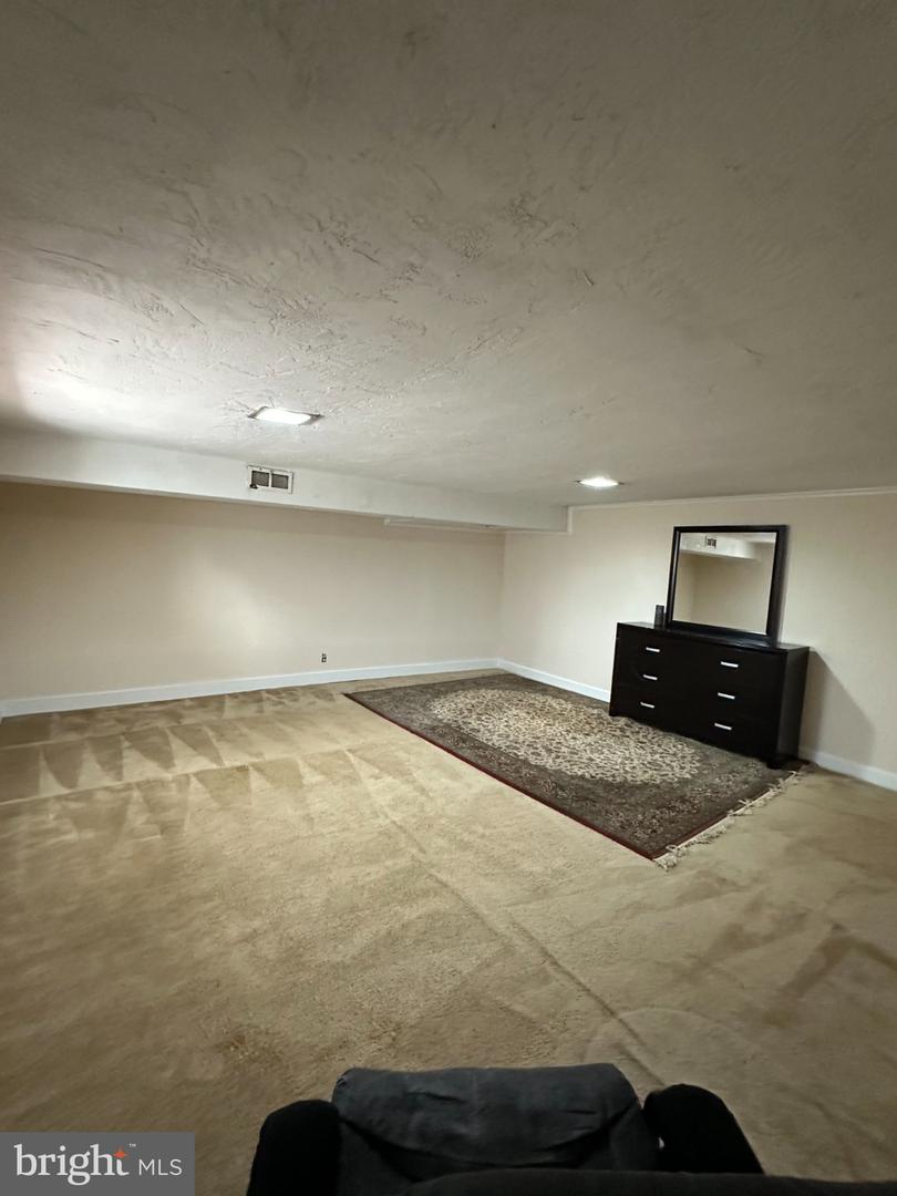 2025 Napfle Ave Property Photo 27