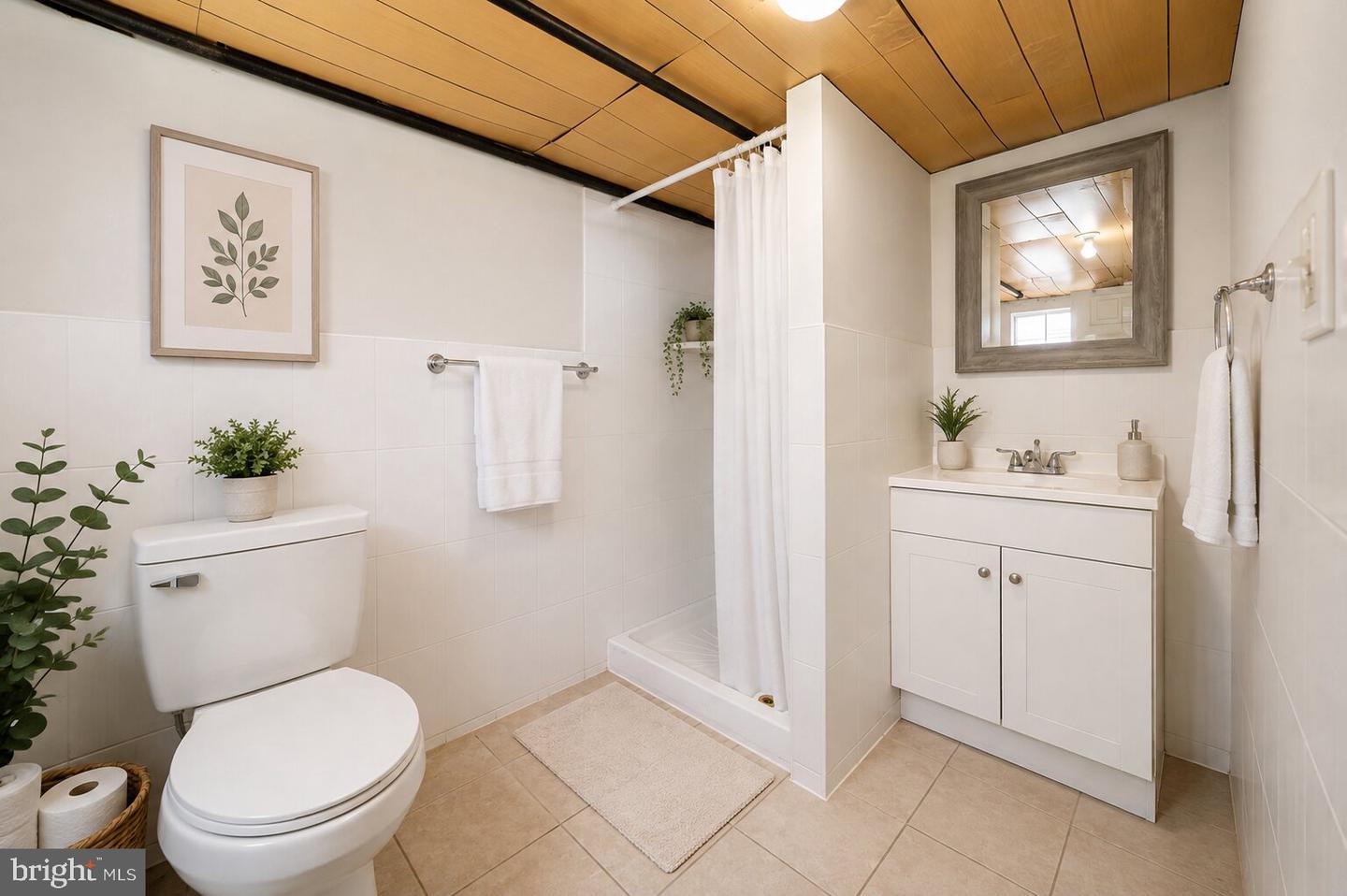 3403 Friendship St Property Photo 6