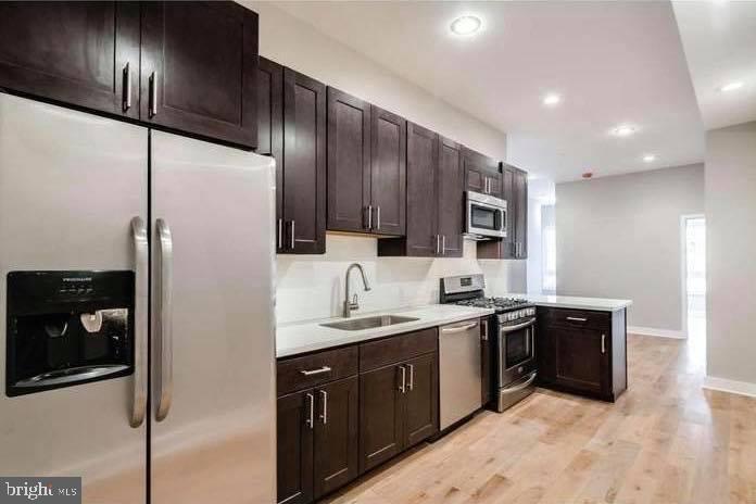 1636 RIDGE AVE #2 Property Photo 1