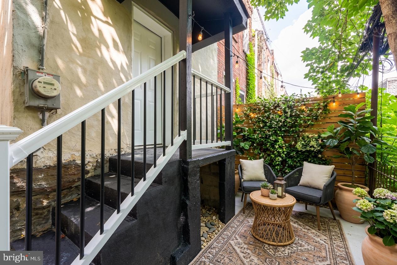 5722 Malcolm St Property Photo 12