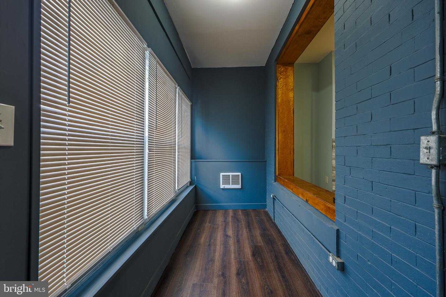 5722 Malcolm St Property Photo 14
