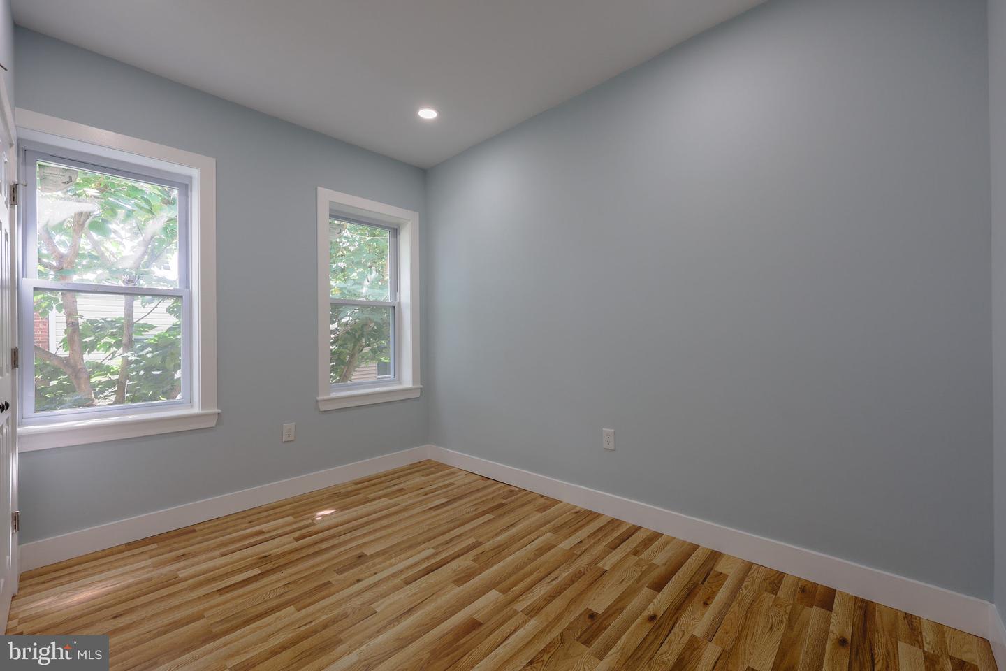 5722 Malcolm St Property Photo 22