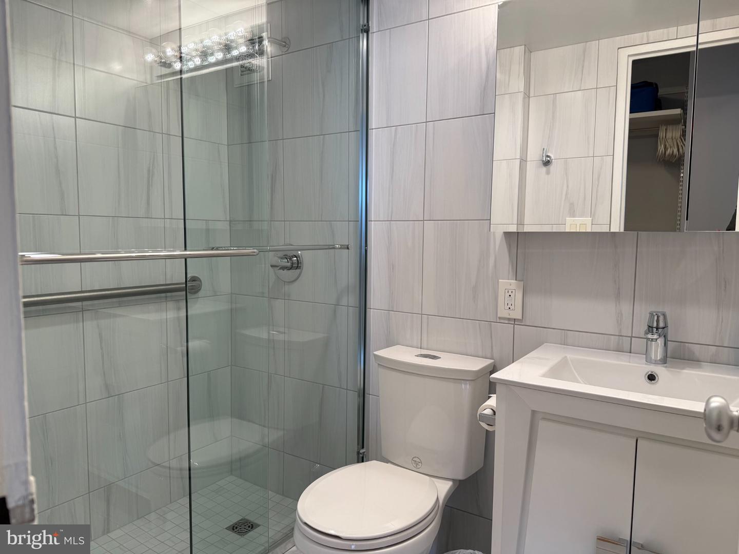 200 Locust St #25en Property Photo 9