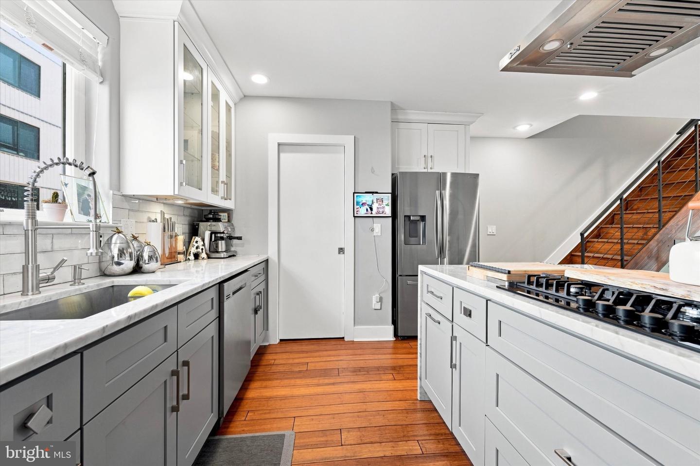 629 Mcclellan St Property Photo 16