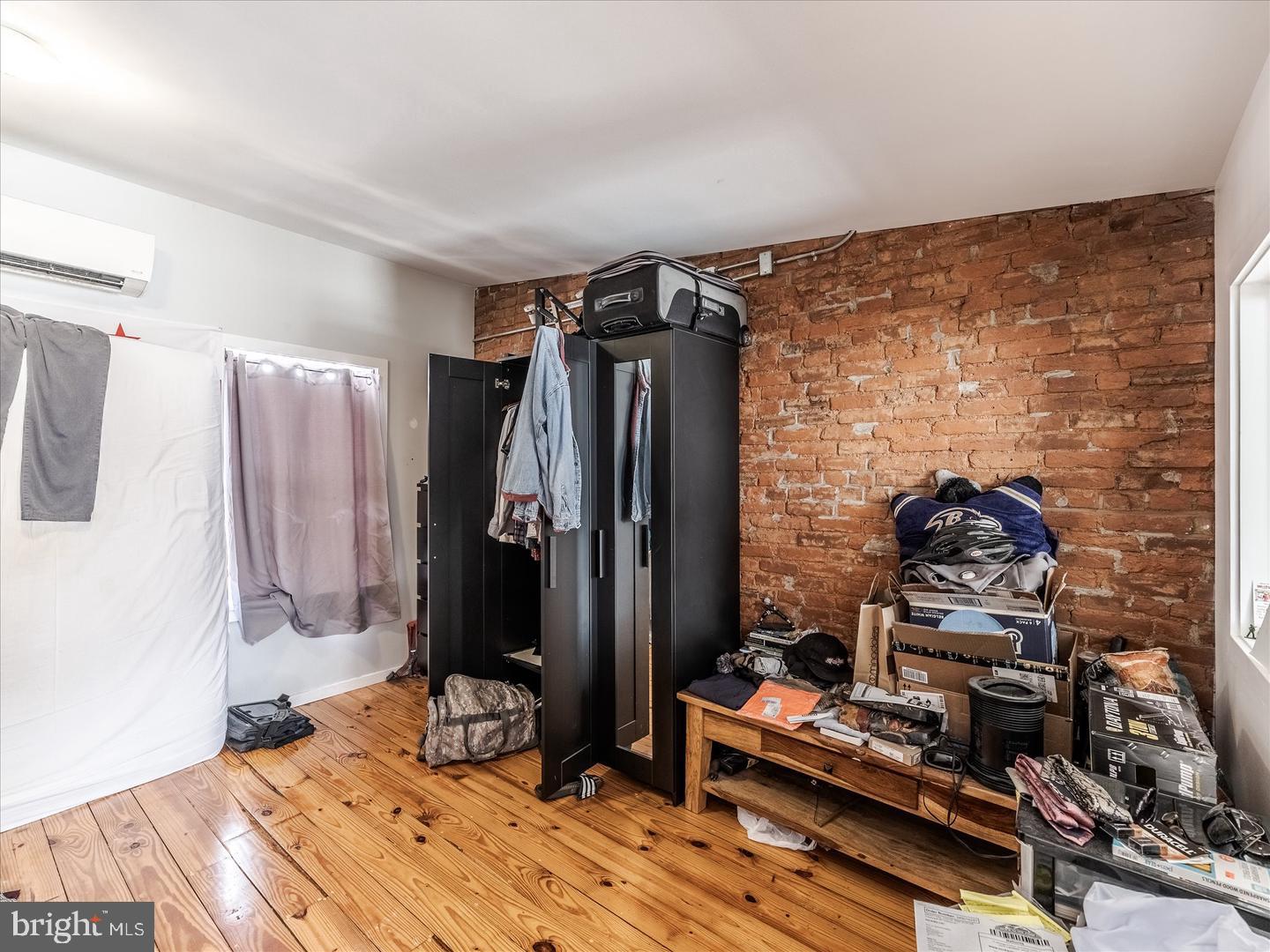 1812 W Master St Property Photo 33