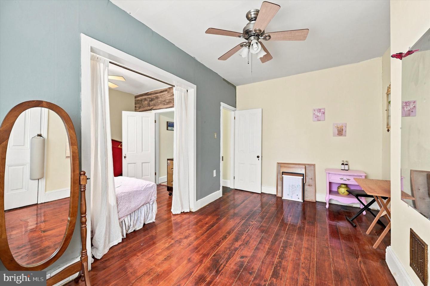 1322 E Montgomery Property Photo 25
