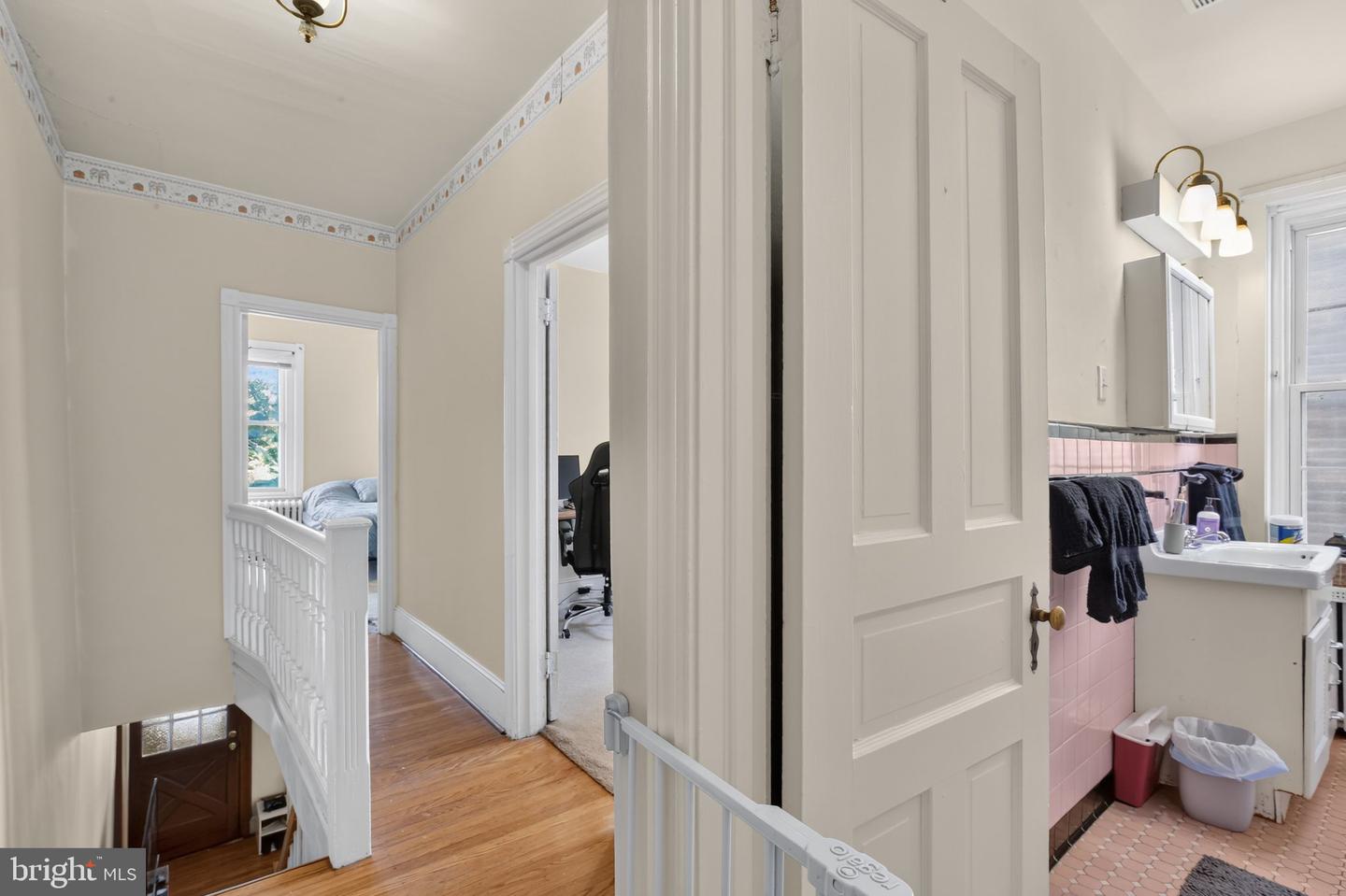 592 Martin St Property Photo 19