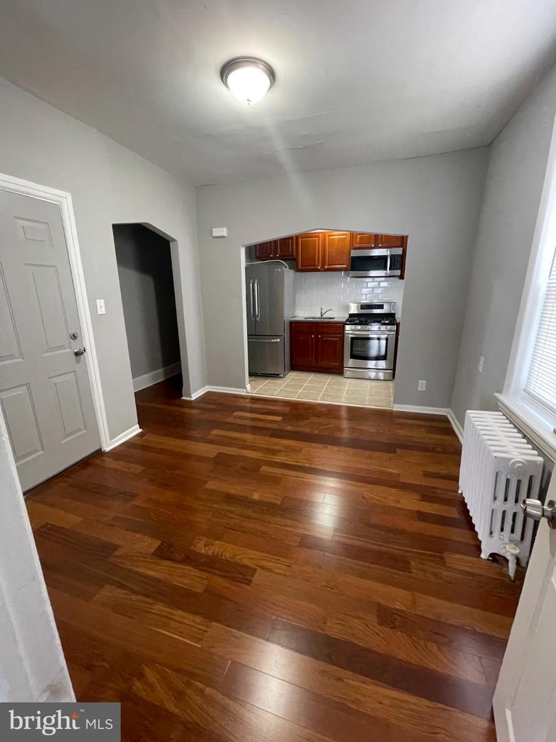 4628 Penn St Property Photo 17