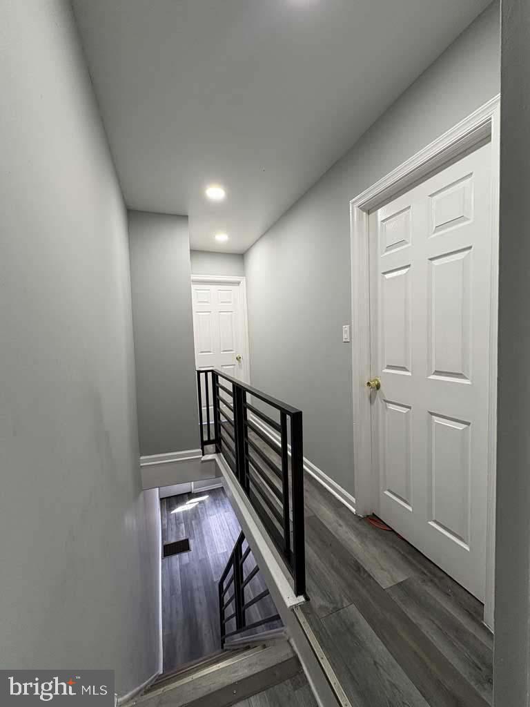 3070 Braddock St Property Photo 17