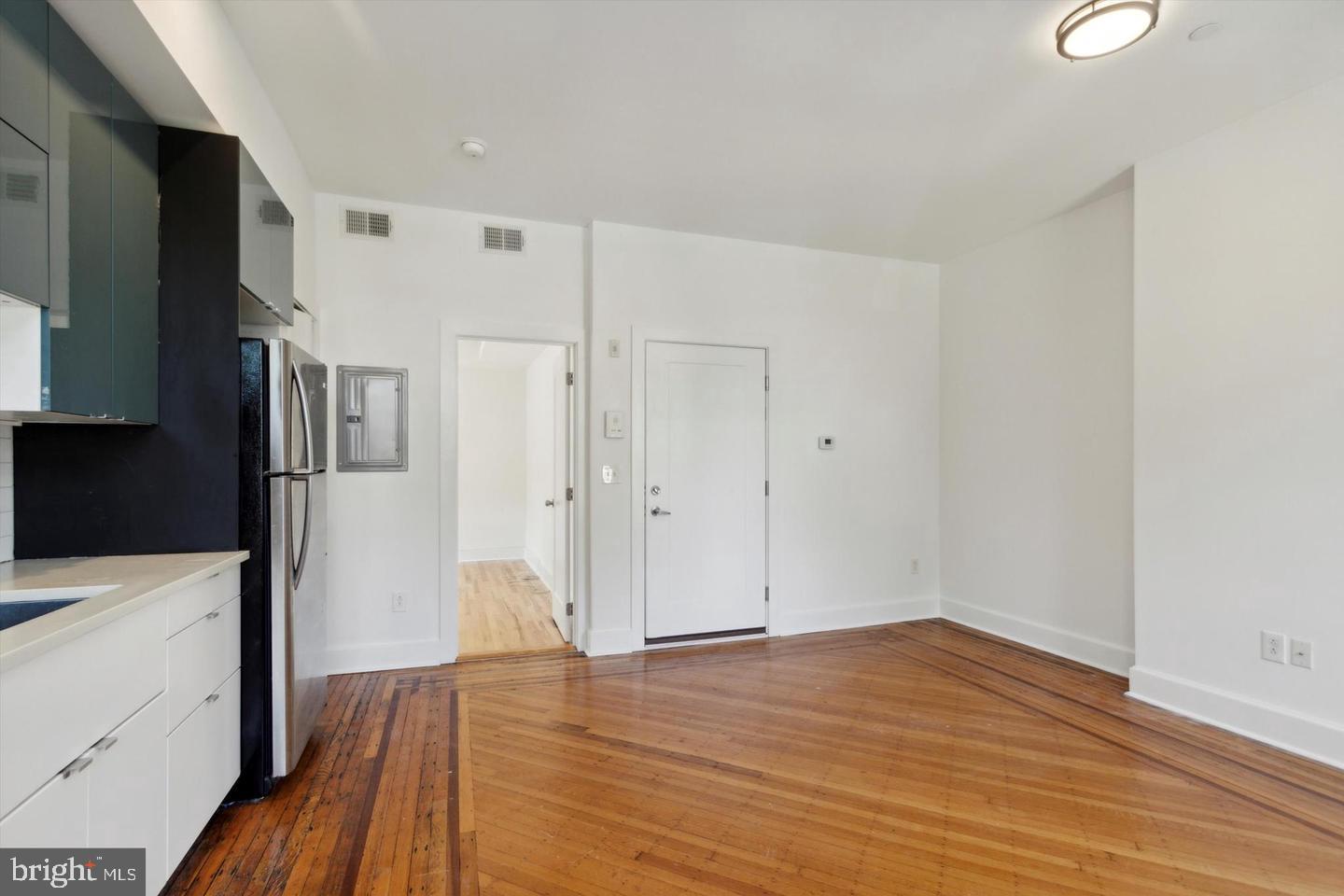 4813-15 Chester Ave Property Photo 13