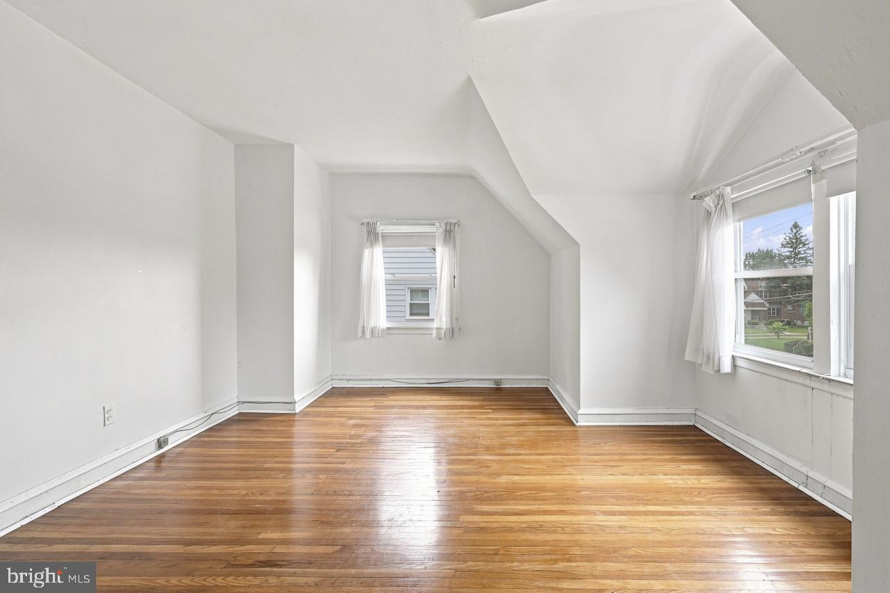 8341 Mansfield Ave Property Photo 26