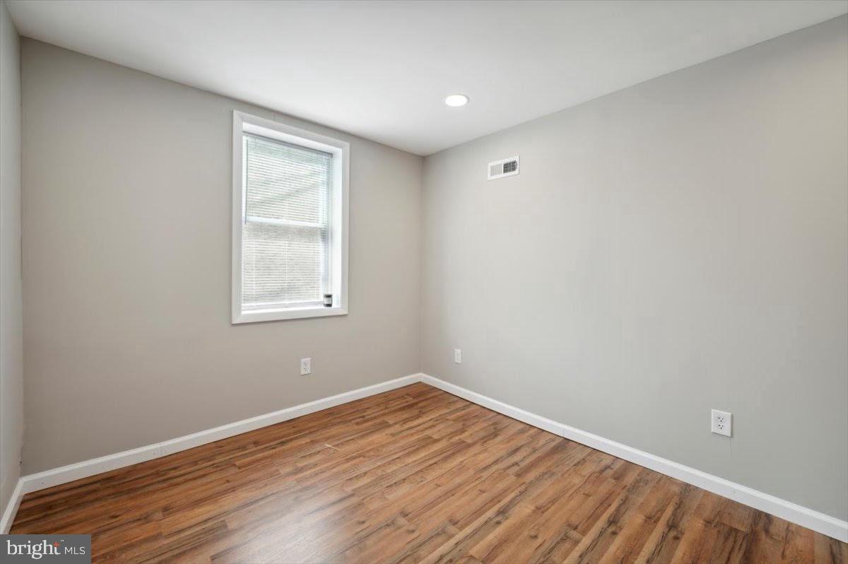 2242 E Allegheny Ave Property Photo 4