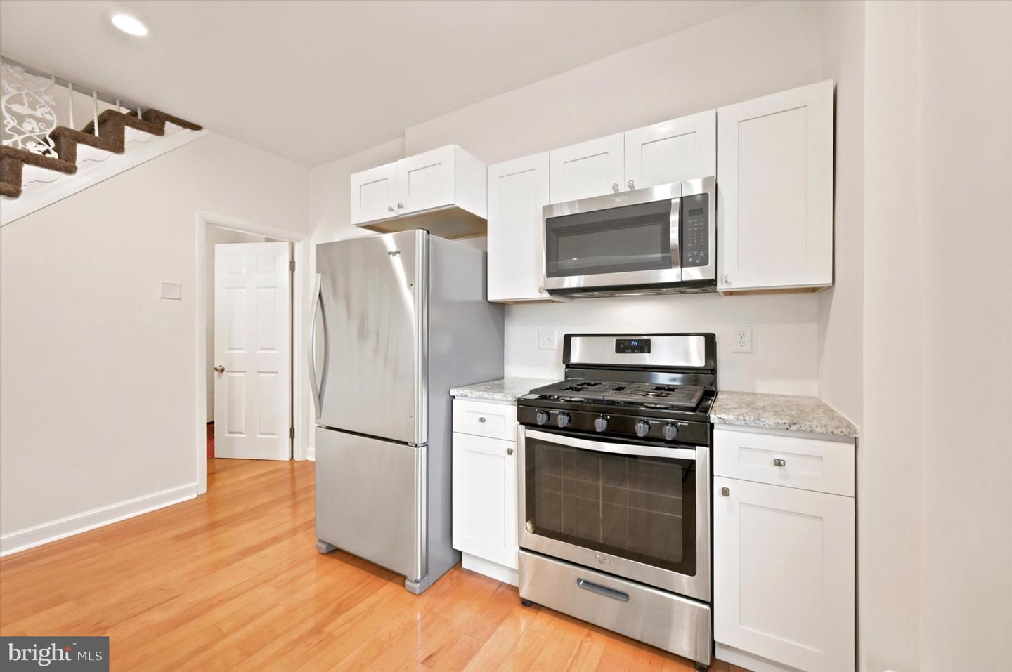 114 W Salaignac St Property Photo 8