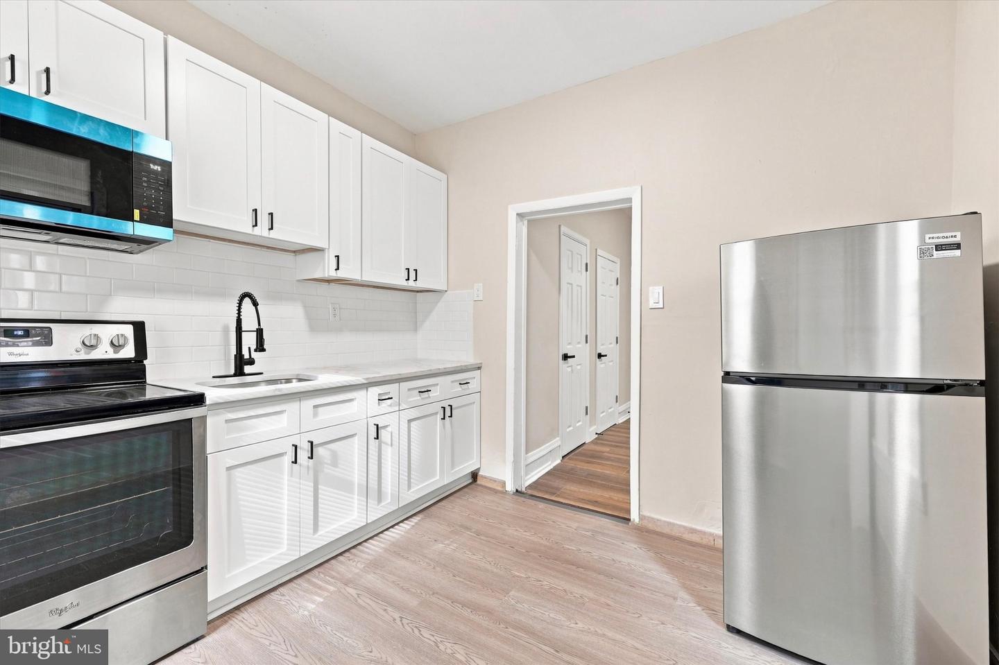 1711 N Wilton St Property Photo 8